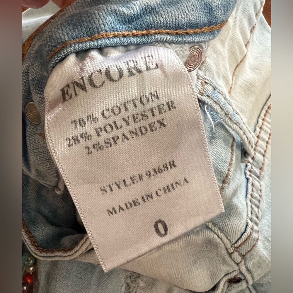 Encore Jeans - Picture 5 of 7